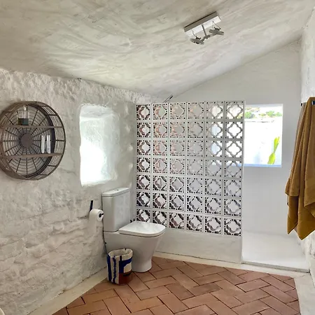 Casa Vega. Un Refugio De Libertad